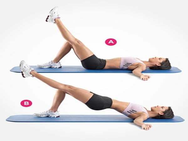 Nâng hông và duỗi thẳng chân trong 1 giây để dồn lực đẩy cơ vùng mông phát triển.