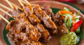 Khám phá những món ăn truyền thống của Indonesia
