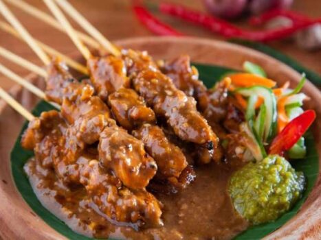 Khám phá những món ăn truyền thống của Indonesia