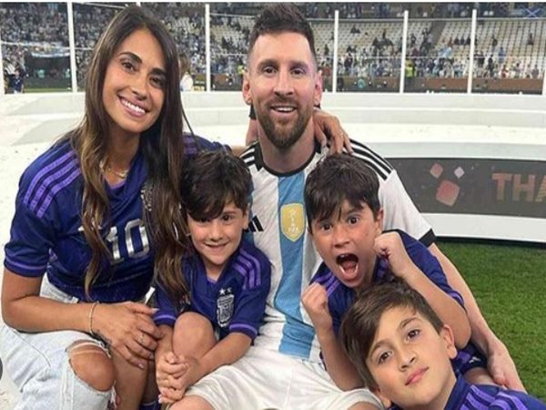 Messi đến Mỹ, hứa cố gắng cho bản thân, gia đình và CLB Inter Miami
